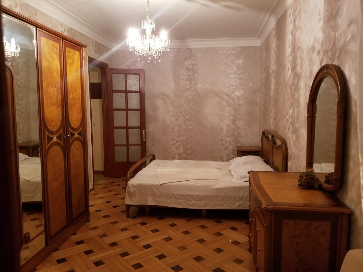 Apartment Irma Rustaveli 57 Batumi Eksteriør bilde
